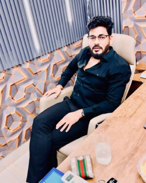 Kamal Digiya Instagram - Develop your own style. Never copy. 🎨
.
.
@kamaldigiya__official 
@kamaldigiya__official 
@kamaldigiya__official 
.
.

#digiya #kamaldigiya #office #photo #photography #photographer #instagood #instagram #insta #instadaily #digiyamusic #digiyamusicstudio #trending #trendingreels #viralreels #photooftheday #2024 #jaimatadi #vaishnomata #jaishreekrishna #jaiganpatibappamorya #delhi #faridabad #noida #delhincr