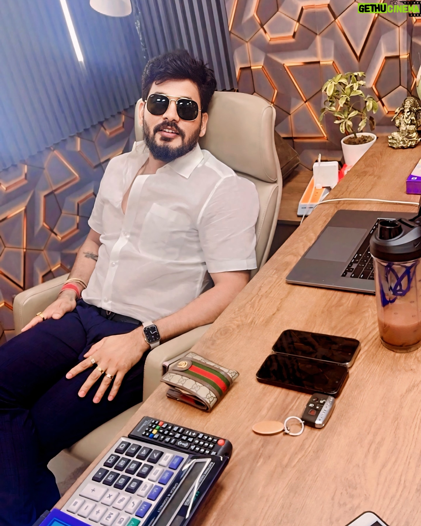 Kamal Digiya - 1.3K Likes - Proceed with caution. 💯
.
.
@kamaldigiya__official
@kamaldigiya__official
@kamaldigiya__official
.
.
#digiya #kamaldigiya #office #photo #photography #photographer #instagood #instagram #insta #instadaily #digiyamusic #digiyamusicstudio #trending #trendingreels #viralreels #photooftheday #2024 #jaimatadi #vaishnomata #jaishreekrishna #jaiganpatibappamorya #delhi #faridabad #noida #delhincr