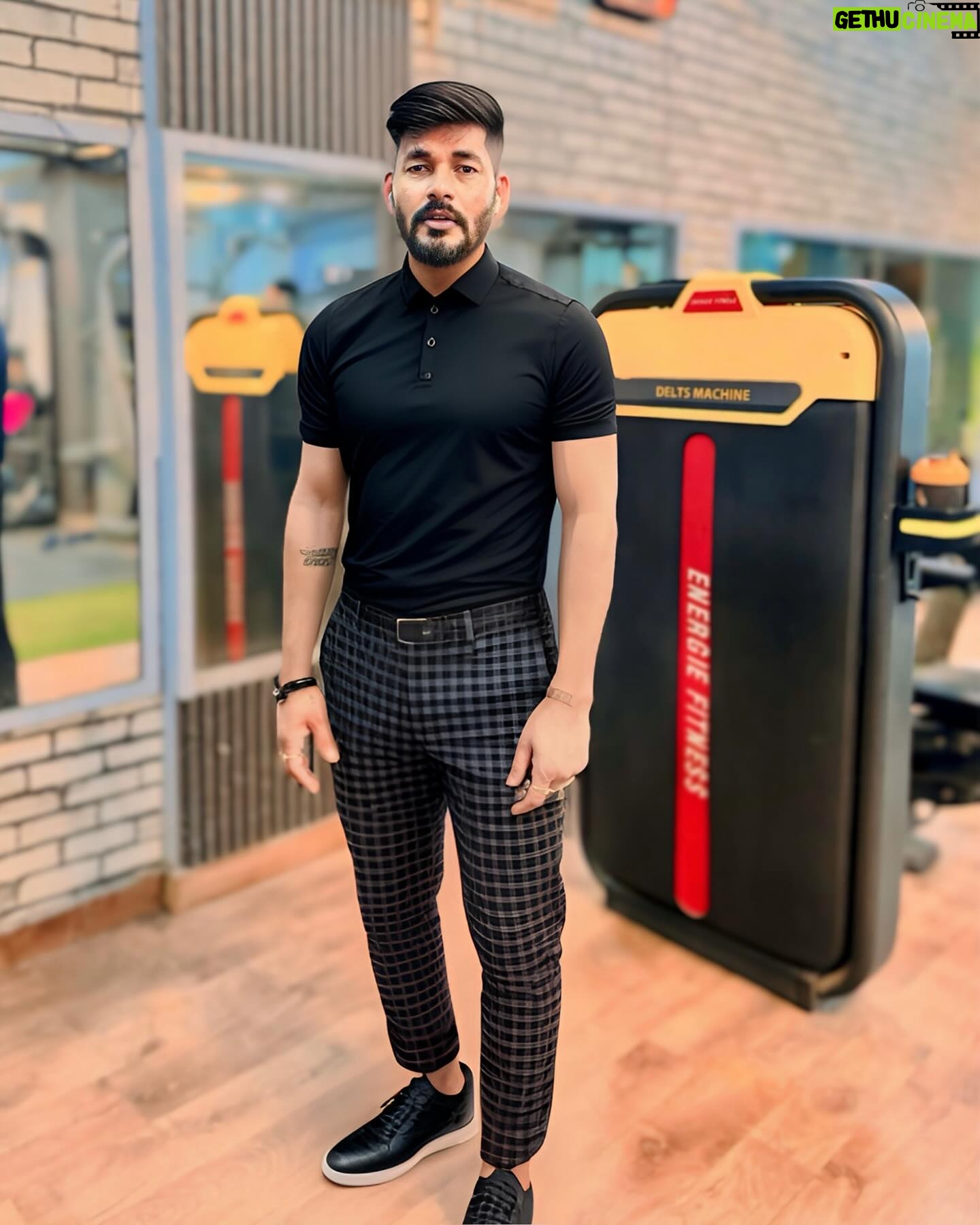 Kamal Digiya - 627 Likes - Don’t be busy, be productive 🕜💯🫶
.
.
@kamaldigiya__official
@kamaldigiya__official
@kamaldigiya__official
.
.
#digiya #kamaldigiya #office #photo #photography #photographer #instagood #instagram #insta #instadaily #digiyamusic #digiyamusicstudio #trending #trendingreels #viralreels #photooftheday #2024 #jaimatadi #vaishnomata #jaishreekrishna #jaiganpatibappamorya #delhi #faridabad #noida #delhincr