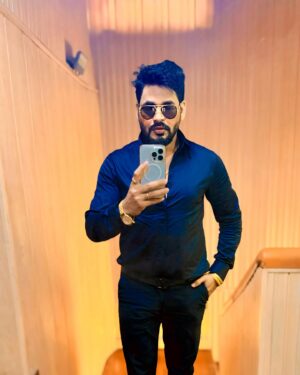 Kamal Digiya Instagram - “Master of my fate, captain of my soul ⚓️💯
.
.
@kamaldigiya__official 
@kamaldigiya__official 
@kamaldigiya__official 
.
.

#digiya #kamaldigiya #office #photo #photography #photographer #instagood #instagram #insta #instadaily #digiyamusic #digiyamusicstudio #trending #trendingreels #viralreels #photooftheday #2024 #jaimatadi #vaishnomata