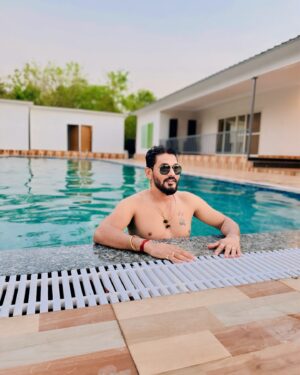 Kamal Digiya Instagram - Love how the water feels on my skin 😊
.
.
@kamaldigiya__official 
@kamaldigiya__official 
@kamaldigiya__official 
.
.

#digiya #kamaldigiya #office #photo #photography #photographer #instagood #instagram #insta #instadaily #digiyamusic #digiyamusicstudio #trending #trendingreels #viralreels #photooftheday #2024 #jaimatadi #vaishnomata #jaishreekrishna #jaiganpatibappamorya #delhi #faridabad #noida #delhincr #digiyafarmhouse #digiyafarmhousegreaternoida #digiyafarms