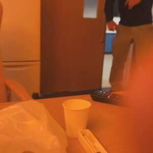 Kan a.k.a. GAMI Instagram - 術後直後は恥ずかしい事に初めて味わうダイレクトな違和感にナースコールを連発してしまったが、コメントをくれた皆、そして何より最善を尽くしてれた担当医の先生、看護師、親父、関係者の皆様のお陰で、午後には日頃と変わらないメンタルで過ごせるまでに回復してました。本当にありがとうございました。
　初めての全身麻酔のせいか、嫁には親父の帰宅後に
やっかんでしまい直ぐに反省→訂正→仲直りすると言うリハビリに付き合わせてしまい☺️夕方には病人に対するマナースレスレな図太い神経の愉快な仲間達が置いてってくれた『笑いの絶えないクソくだらない時間』が何よりの特効薬となったのは言うまでもない🤣