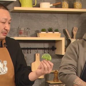 Kan a.k.a. GAMI Instagram - 【漢 Kitchen #5】
漢 a.k.a. GAMI がMCの料理番組「漢 Kitchen」
第5回のゲストに梵頭が出演！

今回は、山賊薬味を使った
緑のパスタ＆副菜にチャレンジします！

ご視聴はこちら💁‍♂️
youtu.be/Fk8w2R5tm5M #漢キッチン