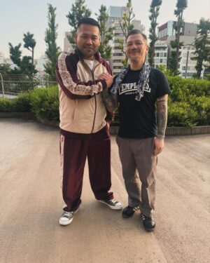 Kan a.k.a. GAMI Instagram - この日を待っていた！今里さんと笑顔で話せる日を👊ヘレンケラーへ最大級の感謝！
そして加藤君とは15年の付き合いになるが全く縮むことの無いお互い謙虚な距離感が実に心地いい。
またKEIさんのゆったりしたオリジナルな喋り方はいつも僕の気分を癒してくれる。