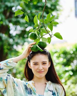 Kana Kita Instagram - 本日発売の週刊文春「原色美女図鑑」に掲載されています。

大好きな人たちと楽しい撮影❤︎
夢のような時間でした。
皆様に買っていただけますように…！！

以下、掲載雑誌、またはWeb記事一覧です。

　9月25日発売
「スカパー！TVガイド BS CS」10月号
「スカパー！TVガイドプレミアム」10月号

9月27日発売
「 #BPASS 」11月号

9月28日発売
「 #ココハナ 」11月号

10月4日公開
「 #B-plus 」
https://www.business-plus.net/special/2310/sp0171.html

10月5日発行
「 #DOKUSO マガジン」10月号（vol.25）

10月5日発売
「 #スポーツ報知 」シネマの小箱

10月7日
フジテレビCS/日本映画専門チャンネル「男おばさん！！」

# 北香那
#春画先生