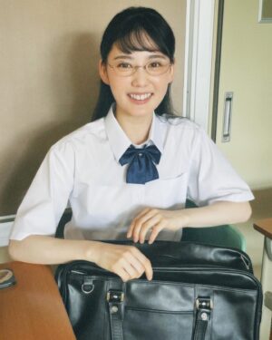 Kana Kita Instagram - 9月26日放送の「バリューの真実」
MC：ＳｉｘＴＯＮＥＳ　ナレーター諏訪部順一

出演しています。

ヘアアレンジ・前髪セルフカット術
に出演します。
放送は以下の通りです

【本放送】Ｅテレ　火曜日　午後 ７：００～ ７：３０
【再放送】Ｅテレ　金曜日　午前 ０：００～ ０：３０

▽ドラマ「前髪～探偵・高浦仁～」
主演；田中樹、北香那、斎藤さらら、高村佳偉人
▽諏訪部順一

26歳にして久しぶりの制服。
まだいけるかしら？

チェックしてね☺︎
