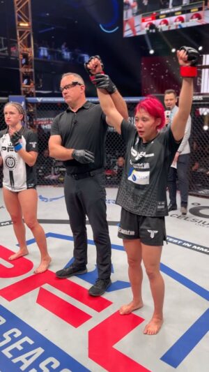Kana Watanabe Instagram - No surprise here: Kana Watanabe gets the W and 3 points in the Women’s Flyweight Standings!

#PFLRegularSeason LIVE NOW
🇺🇸ESPN 