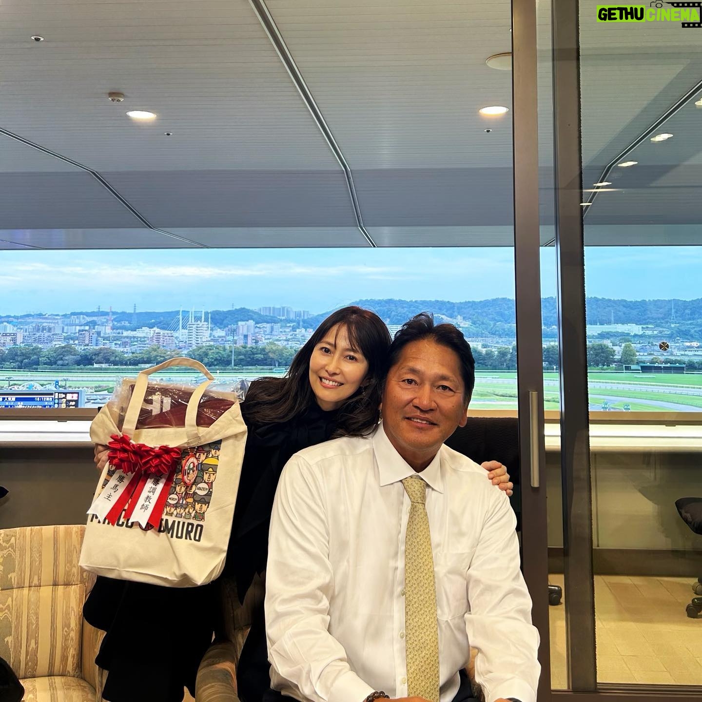 Kanako Enomoto - 5.6K Likes - ディヴィーナ号を応援してくださった方々ありがとうございました✨🙏✨
#ディヴィーナ #府中牝馬ステークス
#ミルコデムーロ 騎手#🐎
#友道厩舎 #東京競馬場
#🥇