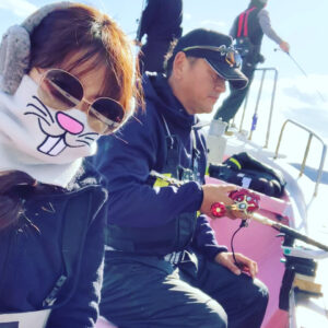 Kanako Enomoto Instagram - 明けましておめでとうございます。2019年も宜しくお願い致します‼︎🎍
#甘鯛#アマダイ#釣り
#真鶴##fishing 
#佐々木主浩 #釣り好き#❤️ #🐟 #🐭