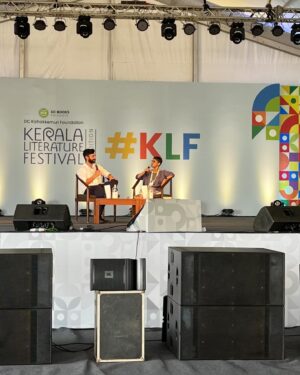 Kanan Gill Instagram - Today at Kerala Literature Festival! 

KLF Book store is restocked now, thank you for selling out the first batch.

Which road divider best represents you? Write the answer on the back of a small napkin.