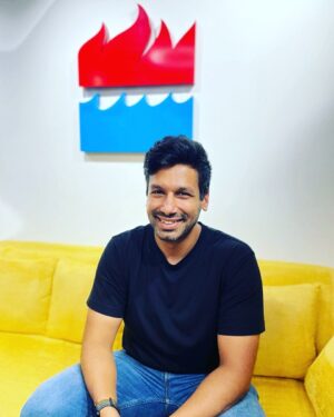 Kanan Gill Instagram - Two years ago I finished writing a novel which I felt had weight and purpose and soul and punctuation, and I am happy to announce that my debut novel will be releasing with @harpercollinsin in a few months! I am many things, but I have always been a writer first and a toaster last. Watch this space for gravitational waves.