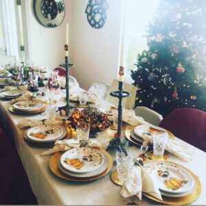Kandra King Instagram - Happy Thanksgiving from our house to yours! May your day be filled with #family, #friends #Love & #Gratitude Thank you #Lord
#Thankful #Thanks #Giving #Blessed #Instagood #Holiday  #Cooking #Feast #Stuffed #happythanksgiving