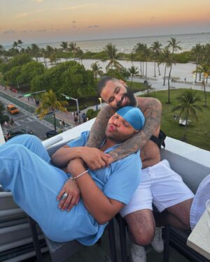 Kandy Muse Instagram - snuck down to Miami for a few days to celebrate my best friends birthday (@papito.suave) with the gang! 💕