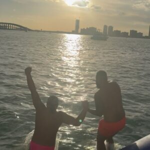 Kandy Muse Instagram - snuck down to Miami for a few days to celebrate my best friends birthday (@papito.suave) with the gang! 💕