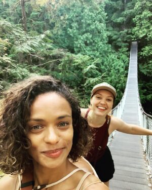 Kandyse McClure Instagram - Just a couple S’africans. 

Thanks for filling my cup  @jessicalaurasutton 🇿🇦🌳☕️

#nicte and #tally walking by some trees….