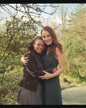 Kandyse McClure Instagram - This whole day was an embarrassment of riches. Sometimes I sit in absolute awe that this is my life. Apparently this season is Icons Only. 

Images:

1. Shot by the man with the keen eye and the cool camera @biggsalad 
2. Also @biggsalad behind the lens. Next to @jessicalaurasutton I feel both so short and so tall.
3. Don’t tell but @officialdeputyhawkk_ is the sweetest man alive.
4. Beautiful Brides in repose. @taylor.hickson @ashleynicolewilliams 💕
5. No Bull. Okay maybe just the one. @demetria4real😍 w/ @biggsalad 
6. Two favs one pic @keenancameronreid & @strangewonderfulcreature 
7. Em always there to lend a shoulder. 
8. The pure joy that is @praneetakilla 
9. The pure light that is @amaliaja 
10. This one’s being framed and put on my mama’s mantelpiece @thesherylleeralph

@motherlandtv @hulu @freeform #BTS