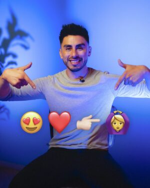 Kanela Instagram - 🎵🎤 ¡Es hora de jugar! 🎤🎵

¿Puedes adivinar la canción de noche de brujas solo con los emojis de la foto? 🤔🎶

🔍👀 ¡Déjanos tu respuesta en los comentarios y etiqueta a un amigo para ver si puede adivinarlo también! 🕵️‍♂️🕵️‍♀️

✨ ¡Buena suerte! ✨

#AdivinaLaCanción #JuegoDeEmojis #Diversión #DesafíoMusical #EmojiChallenge #cumbialo🇨🇱🇨🇺🇨🇴🇧🇴🇦🇷🇦🇹🇩🇪🇨🇦🇪🇸🇺🇸🇪🇨🇵🇪🇺🇾🇻🇪🇲🇽