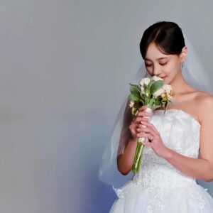 Kang Byul Instagram - ⠀⠀⠀⠀⠀⠀⠀ 
나영아 너는 계획이 다 있구나? 
👰🏻🤵🏻💍
내일 저녁에도 
#kbs1tv 
#수지맞은우리