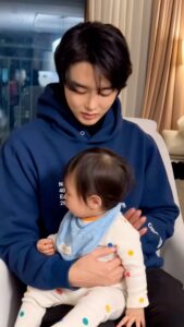 Kang Hui Top 100 Instagram Photos and Posts