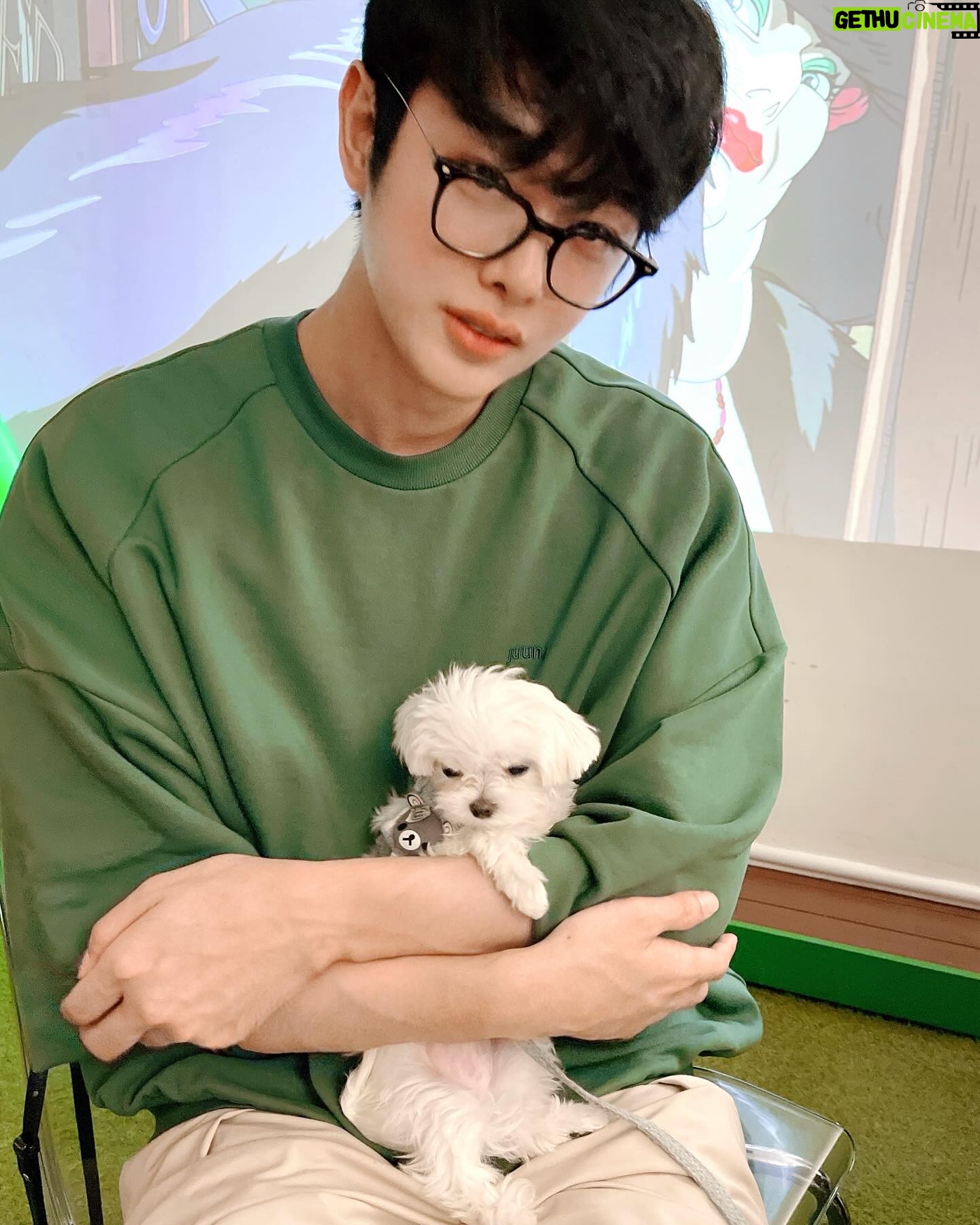 Kang Hui - 76.4K Likes -