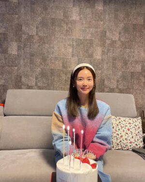 Kang Se-jung Instagram - #hbd #생일 #축하 
해주신 모든 분들 감사합니다🫶🏻