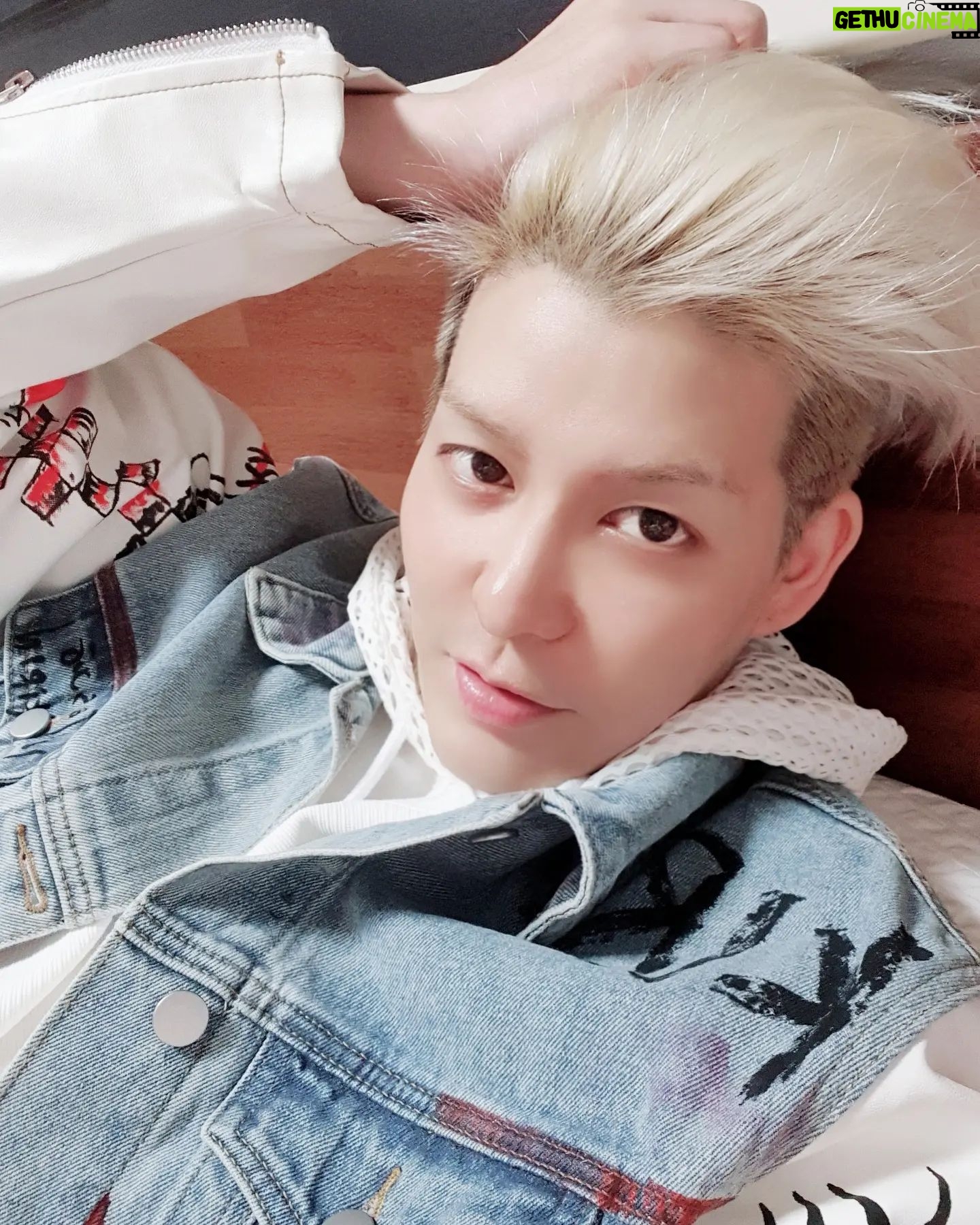Kang Sung-hoon - 3 Likes - Have a nice day 😊