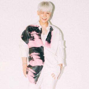Kang Sung-hoon Instagram - 새해 복 많이 받으세요^^
Happy New Year
新年快乐
あけましておめでとうございます