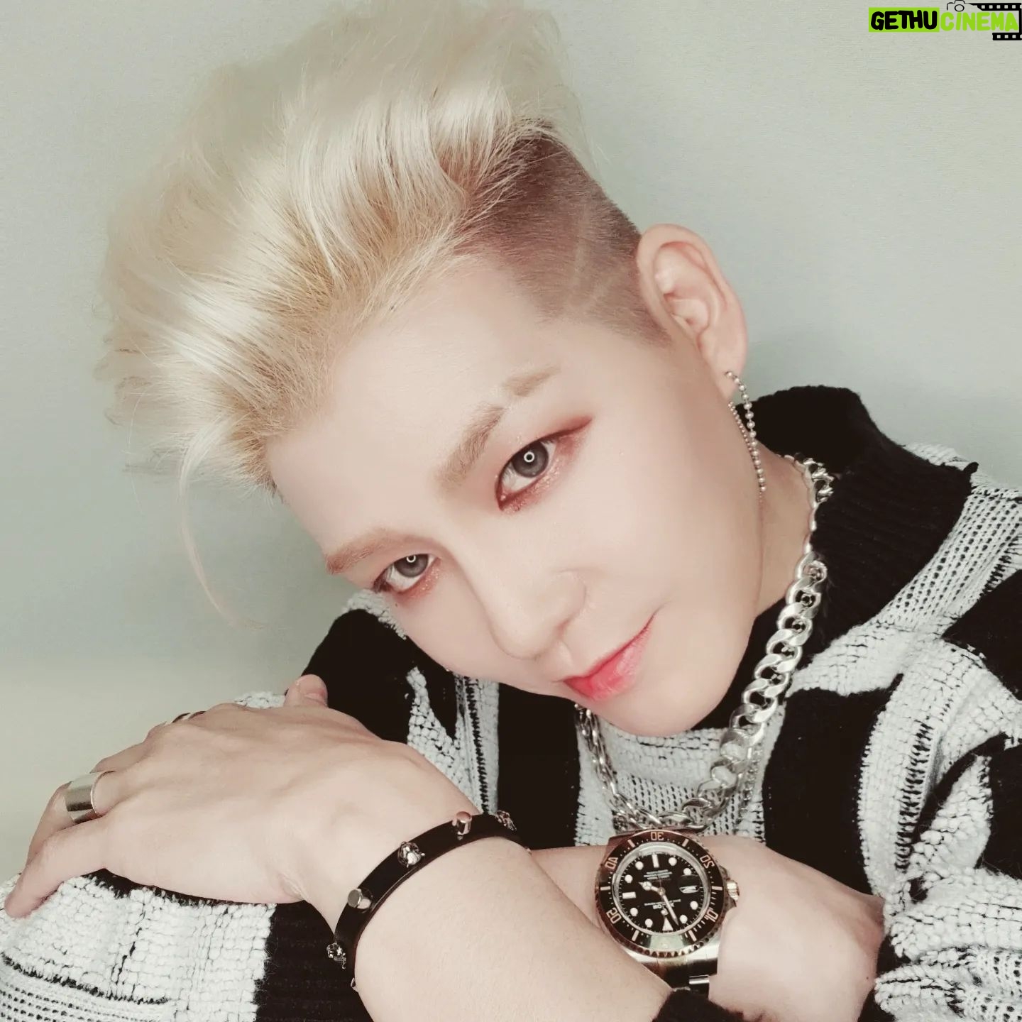 Kang Sung-hoon - 3 Likes - 어때요? How do I look??😆🤪
