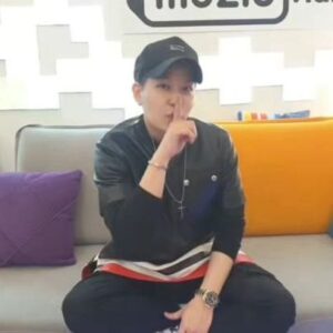 Kang Sung-hoon Instagram - 😄
#KSH_SOLO_20TH 
 #강성훈_솔로데뷔_20주년
#姜成勋_solo出道_20周年
#20th_Hoonieth_Anniversary
#Untact_Concert_Package
 #강성훈 #姜成勋 #姜成勳  #KANGSUNGHOON   #カンソンフン