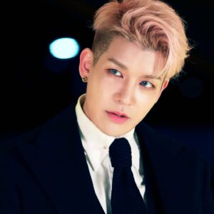 Actor Kang Sung-hoon HD Instagram Photos and Wallpapers September 2021