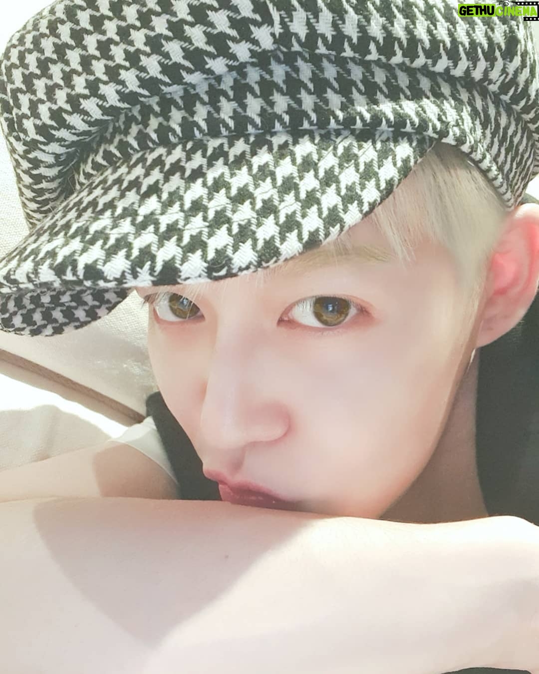 Kang Sung-hoon - 3 Likes - 📸