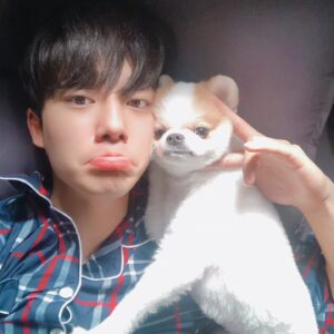 Kang Yul Instagram - 율무보고싶다