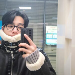 Kang Yul Instagram - 추운날 여러므로 따뜻해진 감사한 하루입니다