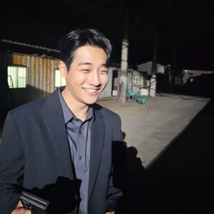 Kang Yul Instagram - 본업중