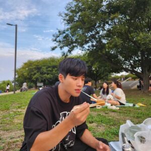 Kang Yul Instagram - 노을까지 완벽했던 저녁식사