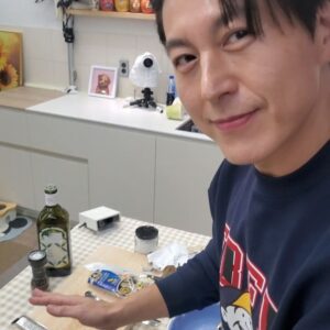 Kangnam Instagram - 형 파스타 넘 마시씀요....ㅠ
편스토랑 담주도 이쁘게 봐주세요~^^