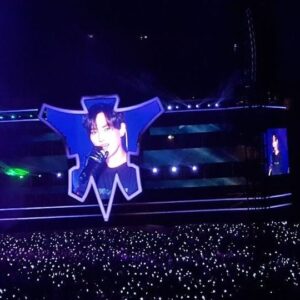 Kangta Instagram - 내일 또 만나요~~고맙고 고맙습니다♡
#foreverhot#사랑합니#..#내내일봐요