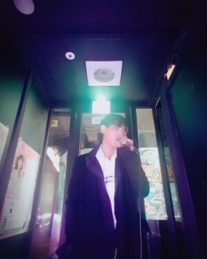 Kangta Instagram - #코인노래방#나홀로노래방#사랑의시#바람이차네요#감기조심하세요