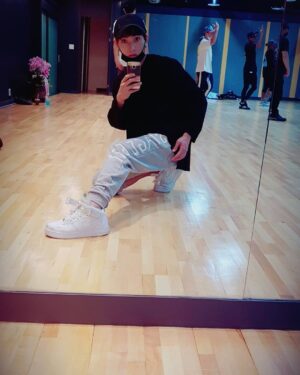 Kangta Instagram - 토사장님 대박나세요  #stage631#착용감#좋아요👍#한벌만더주세요