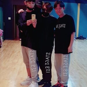 Kangta Instagram - 토사장님 대박나세요  #stage631#착용감#좋아요👍#한벌만더주세요