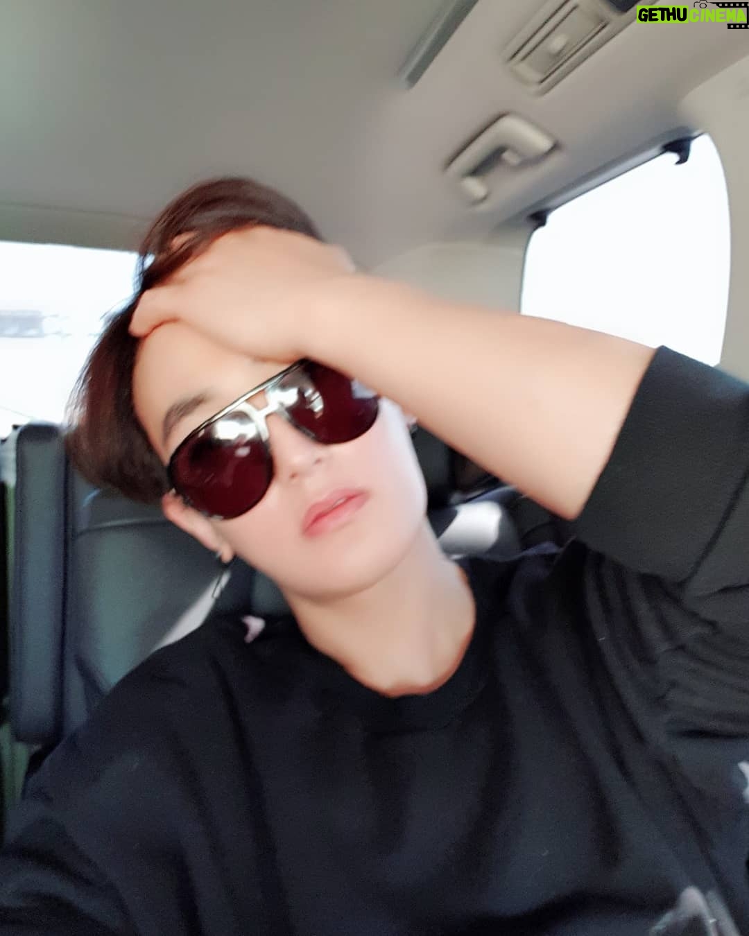Kangta - 23.6K Likes - #흔들흔들#셀고타임