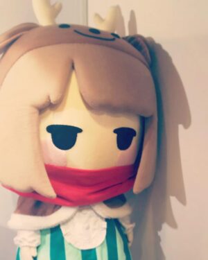 Kano Instagram - だしたかったのはおしゃれ感。結果でたのは闇感。ちょっとずつ動きまわるのに慣れてきた自分に拍手👏

#鹿乃 #ばんびちゃん #鹿友