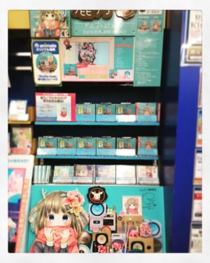 Kano Instagram - アニメイト池袋本店さんにご挨拶いってきました！いつも迫力ある素敵なスペースにしてくださってありがとうございます。 #鹿乃 #アルストロメリア #アニメイト池袋本店 #挨拶