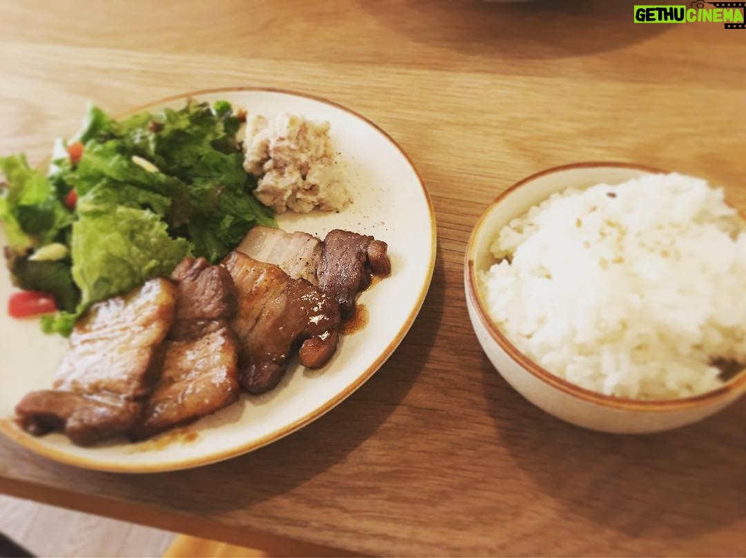 Kano - 1.1K Likes - 先日、根本凪さんとランチいってきました〜 #ランチ #新宿 #movecafe