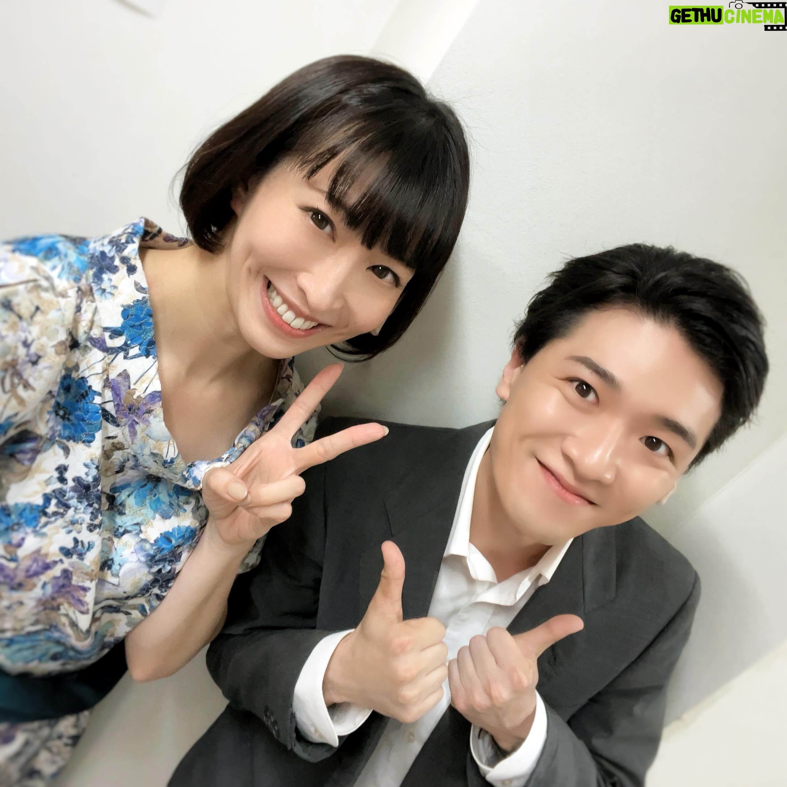 Kaori Nazuka - 1K Likes - 🪆
昨日は #畠中祐 くんの
千秋楽でした!
舞台上では
全く出会わなかったんだけどw
一緒に作品作れて楽しかった♪
お芝居もとってもステキで
見ていてほっこりするし
稽古から懸命に取り組んでいる姿勢が
とても素晴らしかったです✨
次は舞台上でも会話できたら嬉しいな😊
#ヘロQ #悪魔の手毬唄