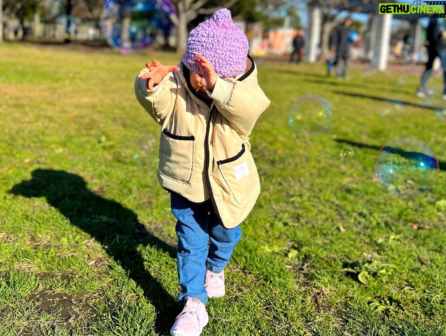 Kaori Nazuka - 802 Likes - 🫧
公園に行ったら
シャボン玉パフォーマンスを
してくださっている方がいて
心が救われました🫧
子供たちも大はしゃぎ♡
ありがとうございます♡
綺麗…😍