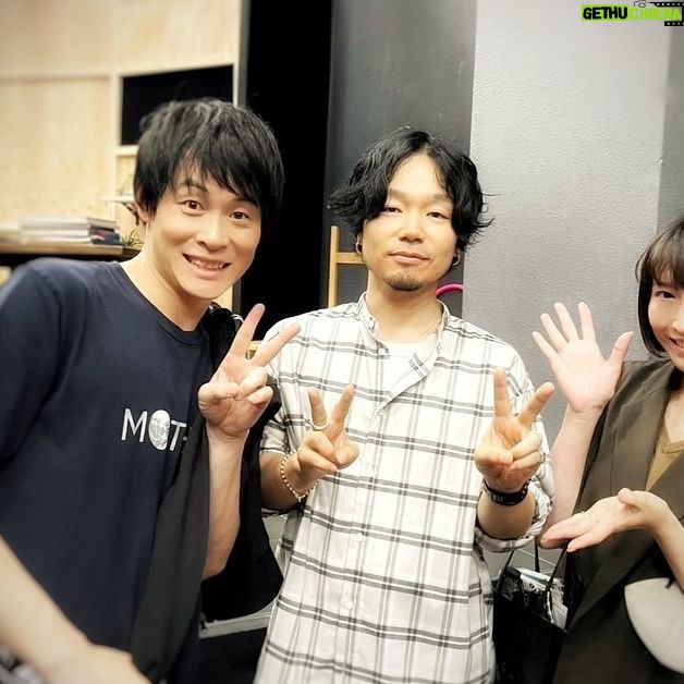 Kaori Nazuka - 779 Likes - 🚻
普通とは何か…
認められるって何なのか…
欲求とは…
遺伝子って…
本当…
いつも色々考えさせられる。
そして、
役者がみんな素敵だからこそ、
じわじわとした
嫌な恐怖を感じた…。
#キ上の空論 #キ上除け者
『除け者は世の毒を噛み込む。』