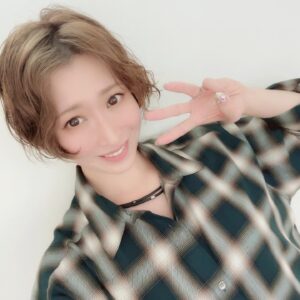 Kaori Nazuka Instagram - ♡
2023年🐇
　ありがとうございました！！
2024年も
　　皆さまと楽しい時間を
　　　　　過ごせますように🐉