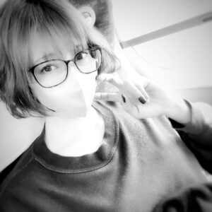 Kaori Nazuka Instagram - 🚅
大阪向かってます🚅💕
#CONTELLING 
#コメディ朗読劇