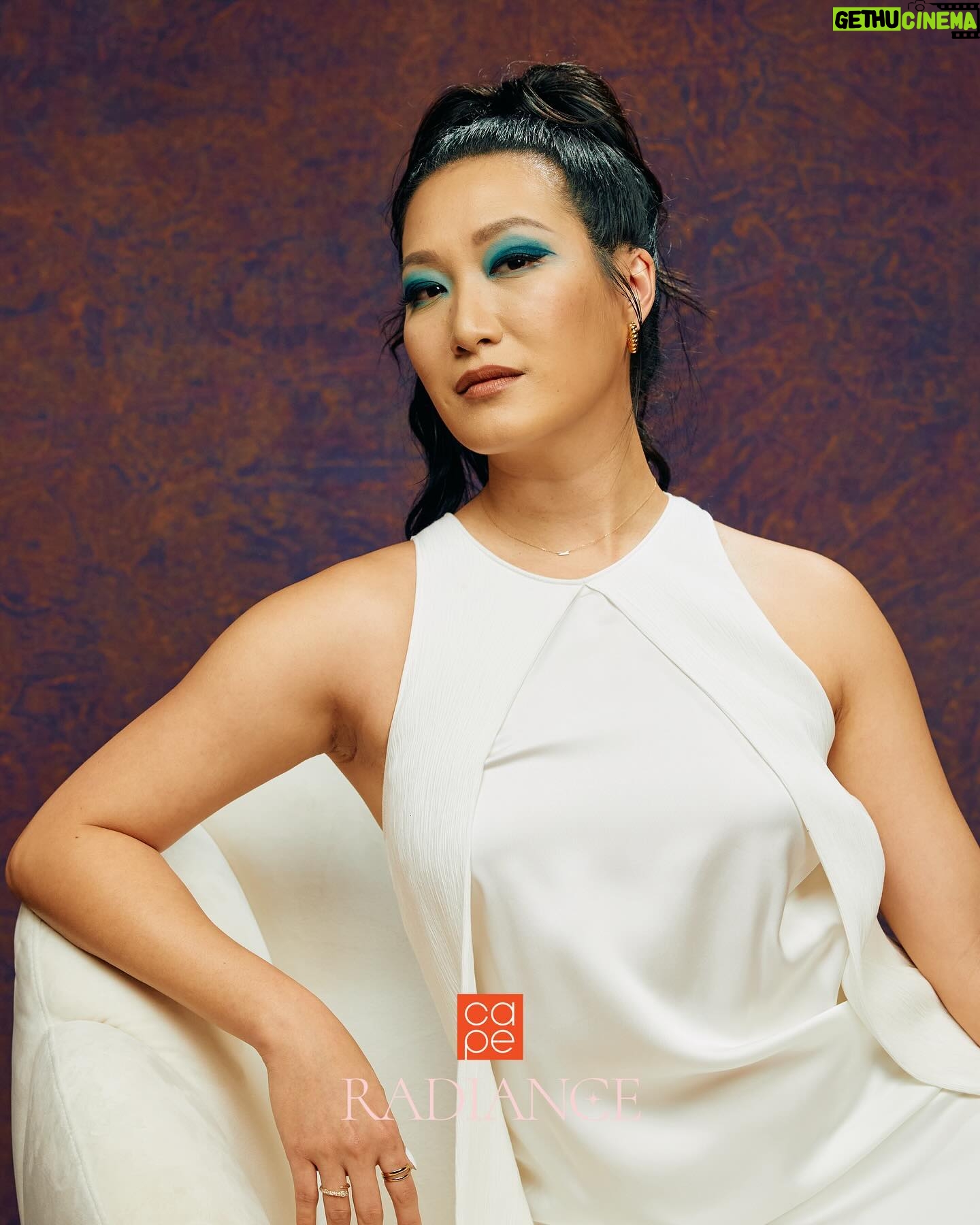 Kara Wang - 3 Likes - impossible to pick a fave when @theloungebooth is on the premises š„
had the best evening celebrating with @capeusa for their 2nd annual #radiancegala honoring AAPI women and nonbinary talent ā¤ļø one of the most inspiring and heartfelt rooms š„¹ hats off to @michsugi @jesvu and the team for an incredible evening š«°
mua: @annyk.makeup
hair: James Dunham
#caperadiance